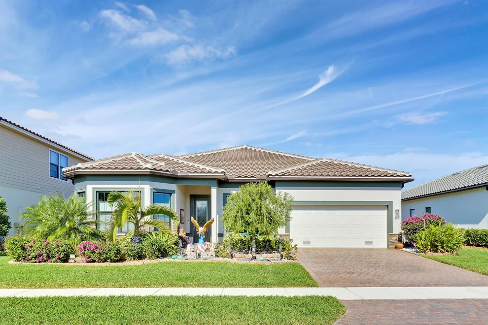 Unit for sale at 663 SE Boboli Way, Port St Lucie, FL 34984