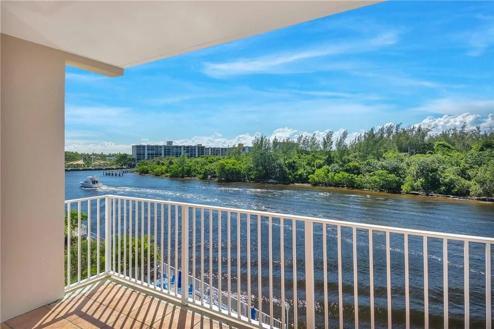 Unit for sale at 333 NE 19th Avenue, Deerfield Beach, FL 33441
