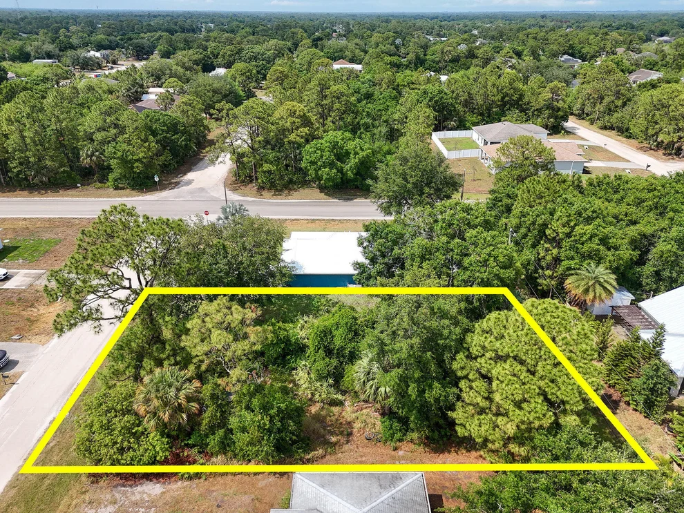 Unit for sale at 7876 104th Avenue, Vero Beach, FL 32967