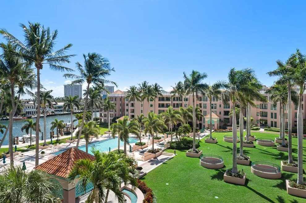 Unit for sale at 100 SE 5th Avenue, Boca Raton, FL 33432