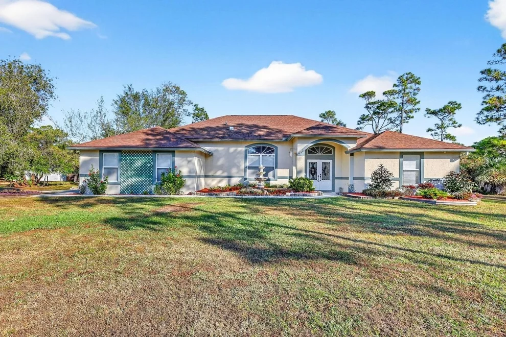 Unit for sale at 15811 88th Place, Loxahatchee, FL 33470