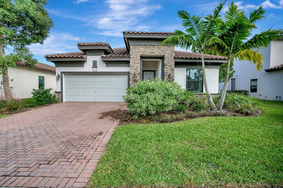 Unit for sale at 1111 Brinely Place, Royal Palm Beach, FL 33411