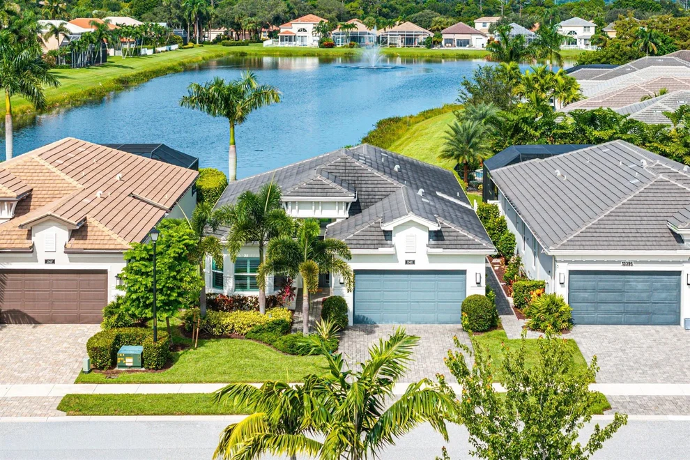 Unit for sale at 13401 Plaza Del Sol Court, Delray Beach, FL 33446