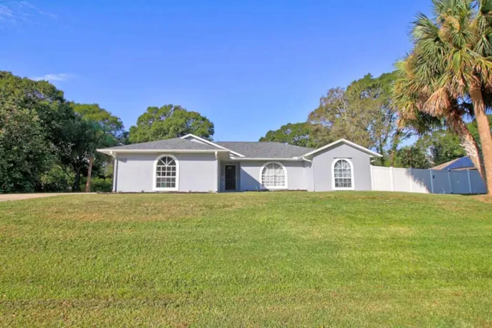 Unit for sale at 1525 Esterbrook Lane, Sebastian, FL 32958