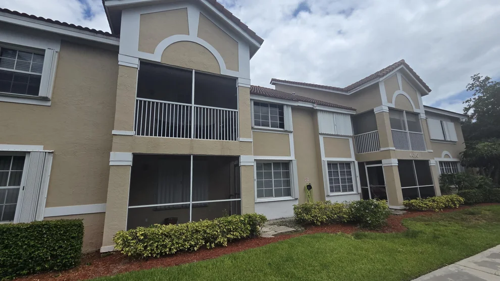 Unit for sale at 4610 W Mcnab Road, Pompano Beach, FL 33069