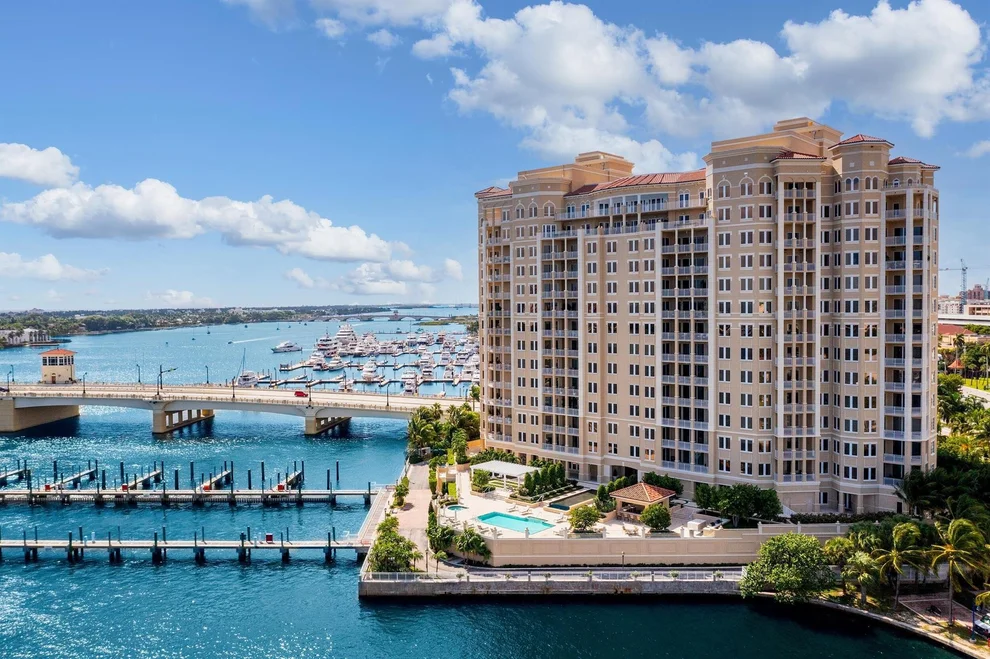 Unit for sale at 622 N Flagler Drive, West Palm Beach, FL 33401