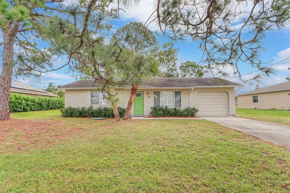 Unit for sale at 1551 SE Flintlock Road, Port St Lucie, FL 34952