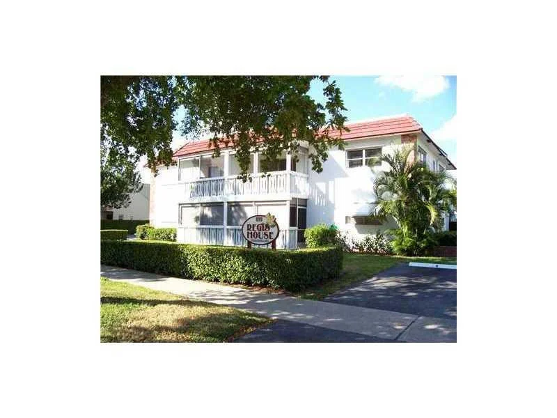 Unit for sale at 899 SE 2nd Avenue, Deerfield Beach, FL 33441