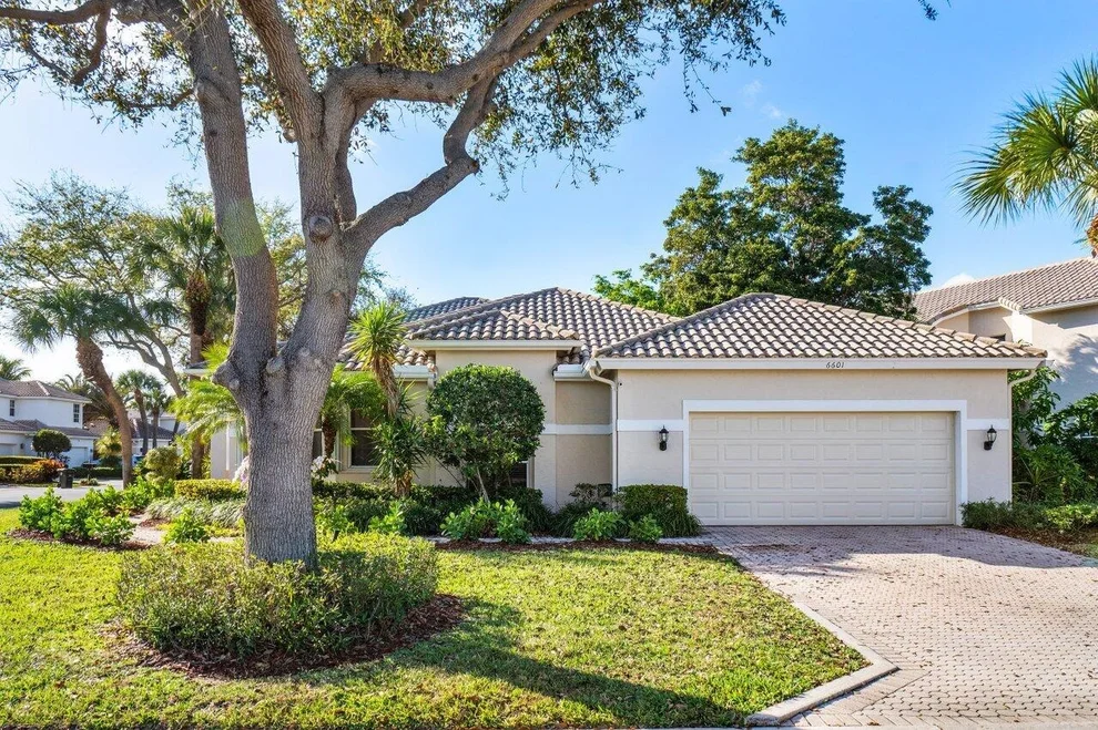 Unit for sale at 6601 NW 25th Avenue, Boca Raton, FL 33496