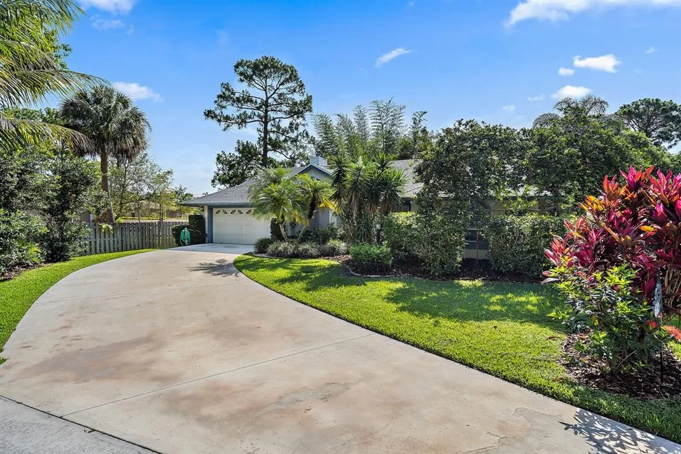 Unit for sale at 200 Jupiter Woods Drive, Jupiter, FL 33458