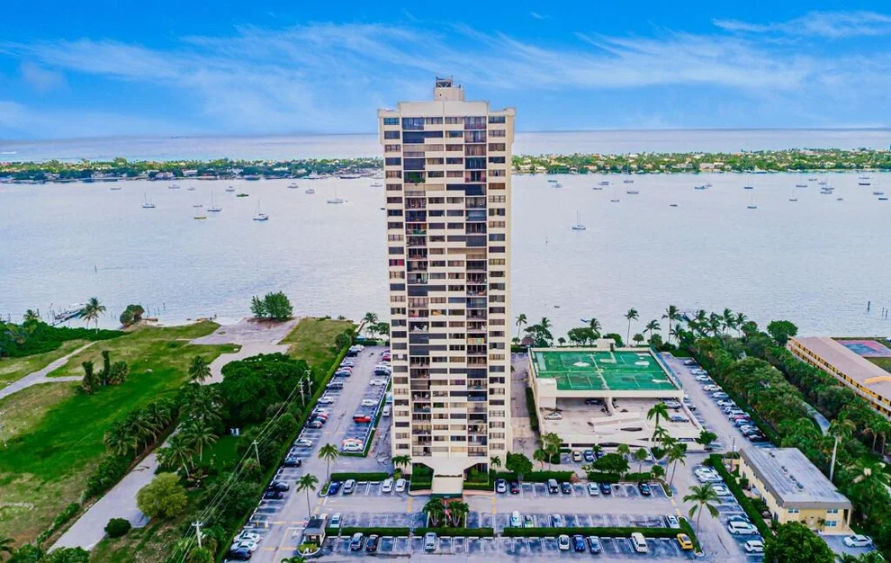 Unit for sale at 5600 N Flagler 1806 Drive, West Palm Beach, FL 33407