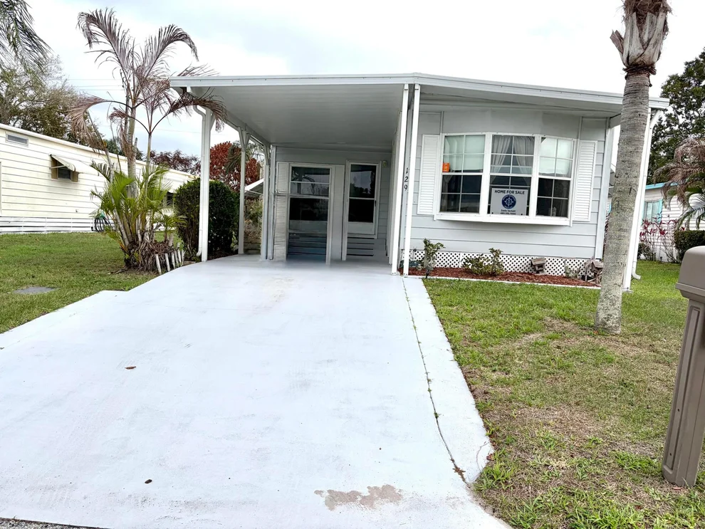 Unit for sale at 129 E Caribbean, Port St Lucie, FL 34952