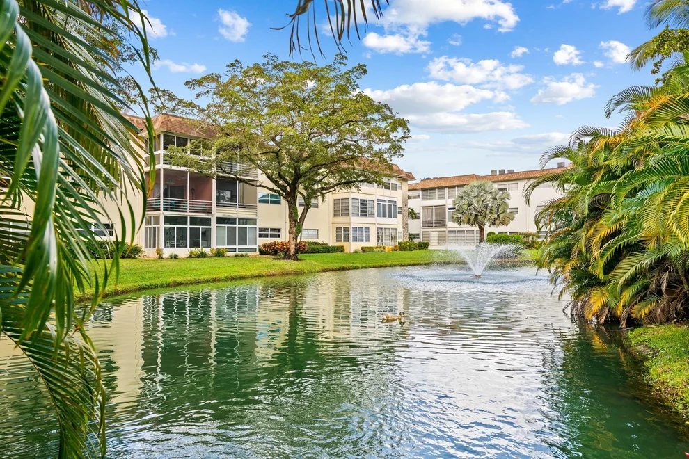 Unit for sale at 5151 W Oakland Park Boulevard, Lauderdale Lakes, FL 33313