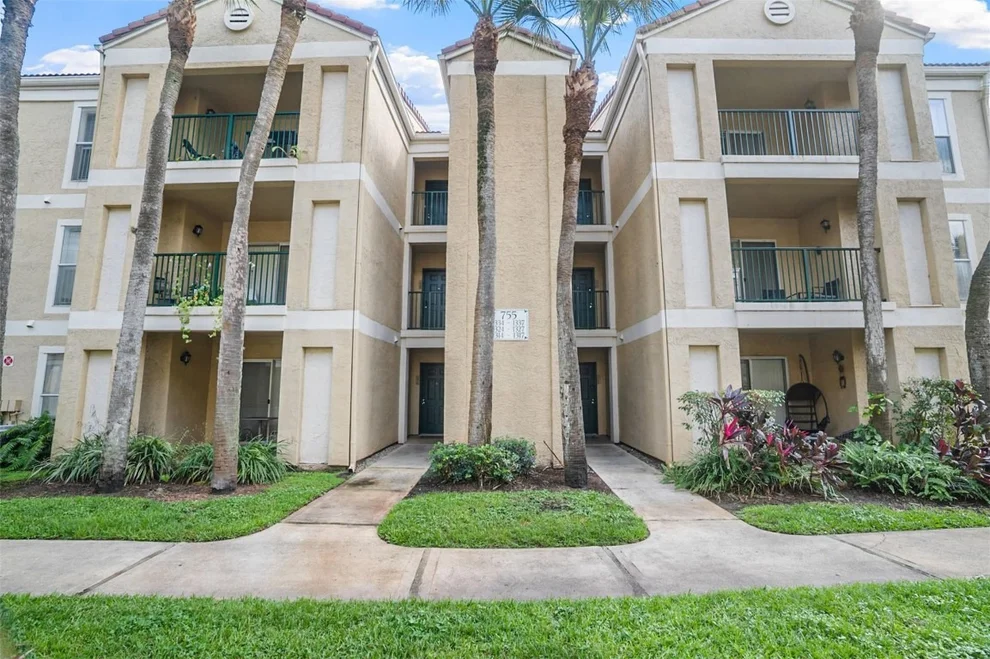 Unit for sale at 755 Riverside Drive, Coral Springs, FL 33071