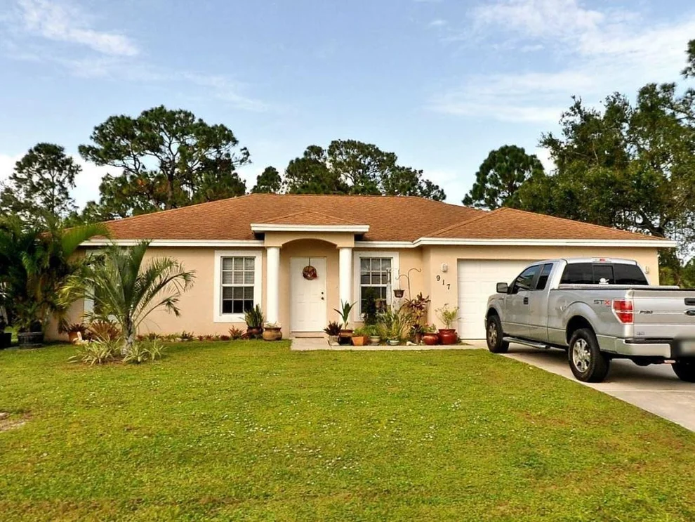 Unit for sale at 917 SW Nichols Terrace, Port St Lucie, FL 34953