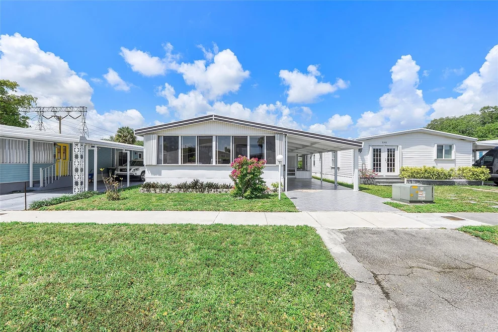 Unit for sale at 5311 SW 26th Terrace, Fort Lauderdale, FL 33312