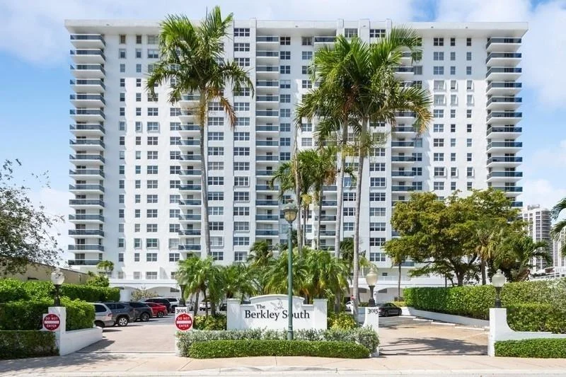 Unit for sale at 3015 N Ocean Boulevard, Fort Lauderdale, FL 33308