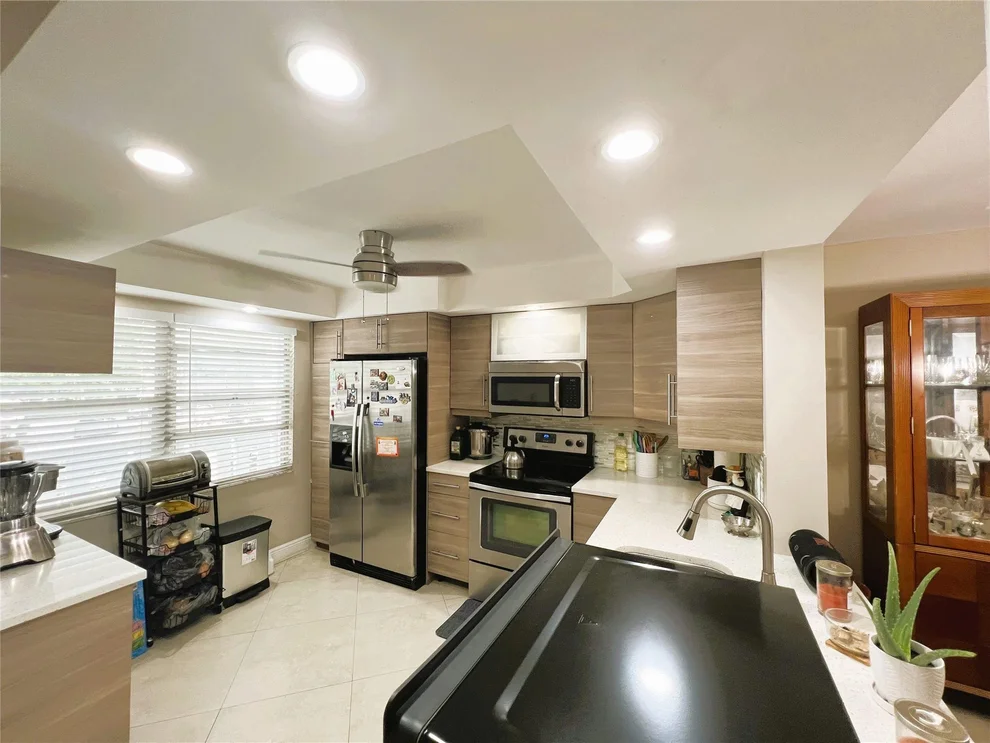 Unit for sale at 3001 Portofino Isle, Coconut Creek, FL 33066