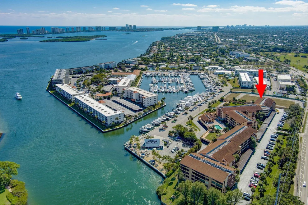 Unit for sale at 1030 Us Highway 1 202, North Palm Beach, FL 33408