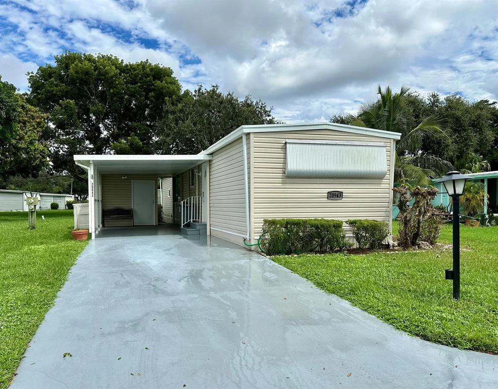 Unit for sale at 20943 Sunrise Drive, Boca Raton, FL 33433