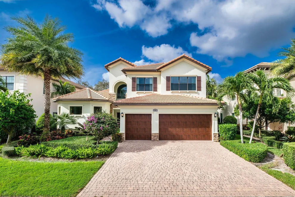 Unit for sale at 225 Gardenia Isle Drive, Palm Beach Gardens, FL 33418