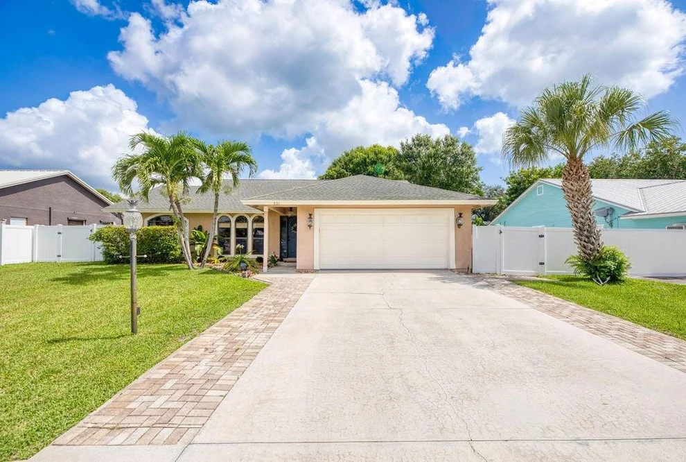 Unit for sale at 801 NE Zebrina Senda, Jensen Beach, FL 34957