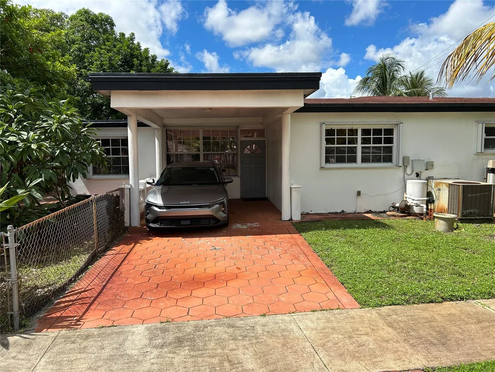 Unit for sale at 4500 NW 41st Street, Lauderdale Lakes, FL 33319