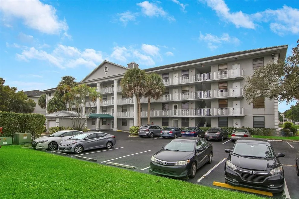 Unit for sale at 1524 Whitehall Drive, Davie, FL 33324