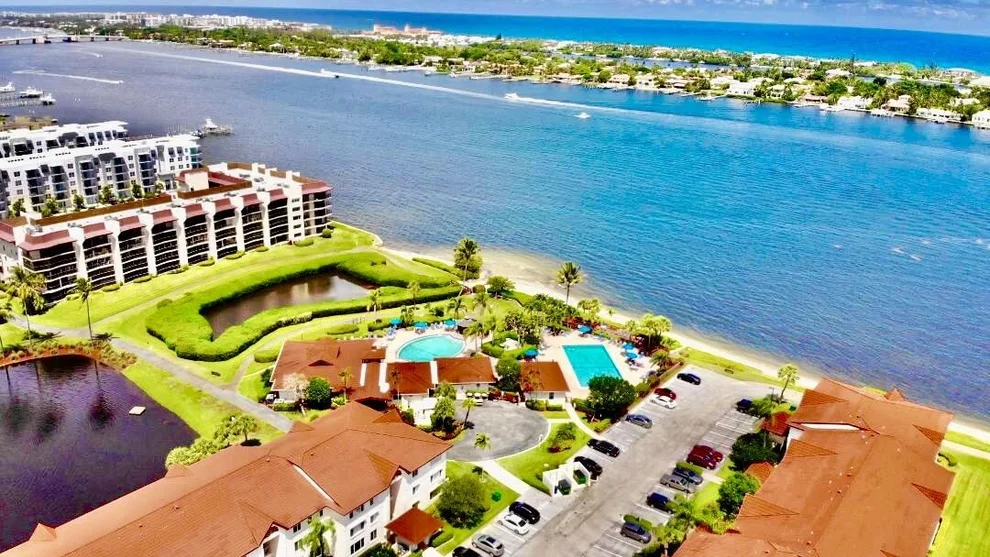 Unit for sale at 107 Half Moon Circle, Hypoluxo, FL 33462