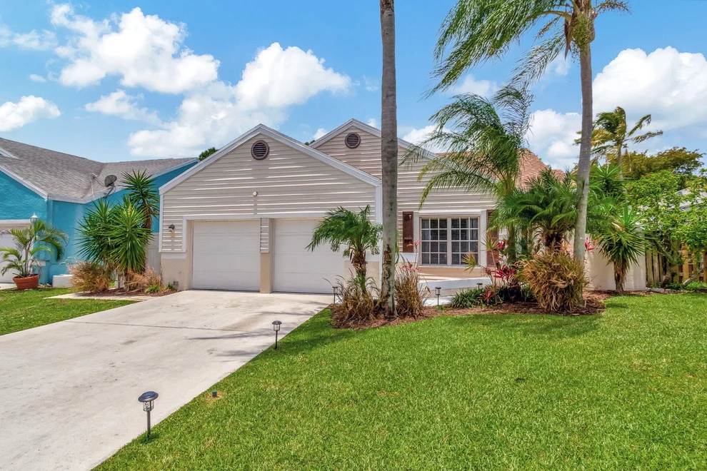 Unit for sale at 8615 Indian River Run, Boynton Beach, FL 33472