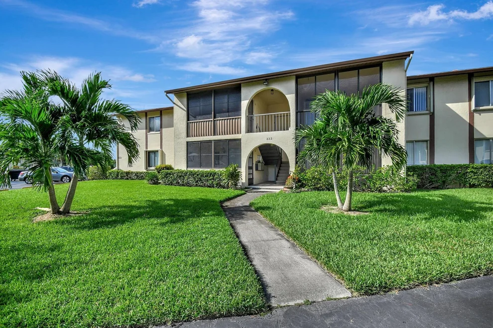 Unit for sale at 333 Knotty Pine Circle, Greenacres, FL 33463