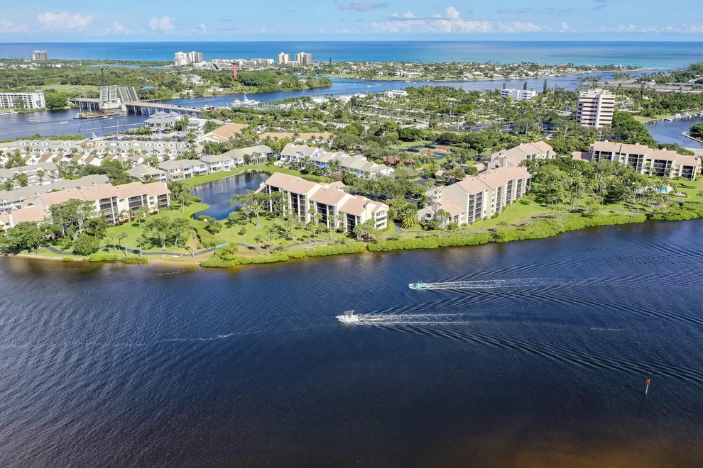 Unit for sale at 1000 N Us Highway 1, Jupiter, FL 33477