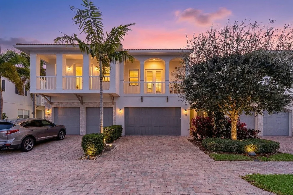 Unit for sale at 100 NW 69th Circle, Boca Raton, FL 33487