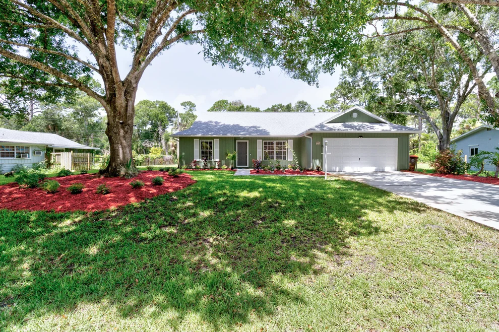 Unit for sale at 2735 47th Avenue, Vero Beach, FL 32966