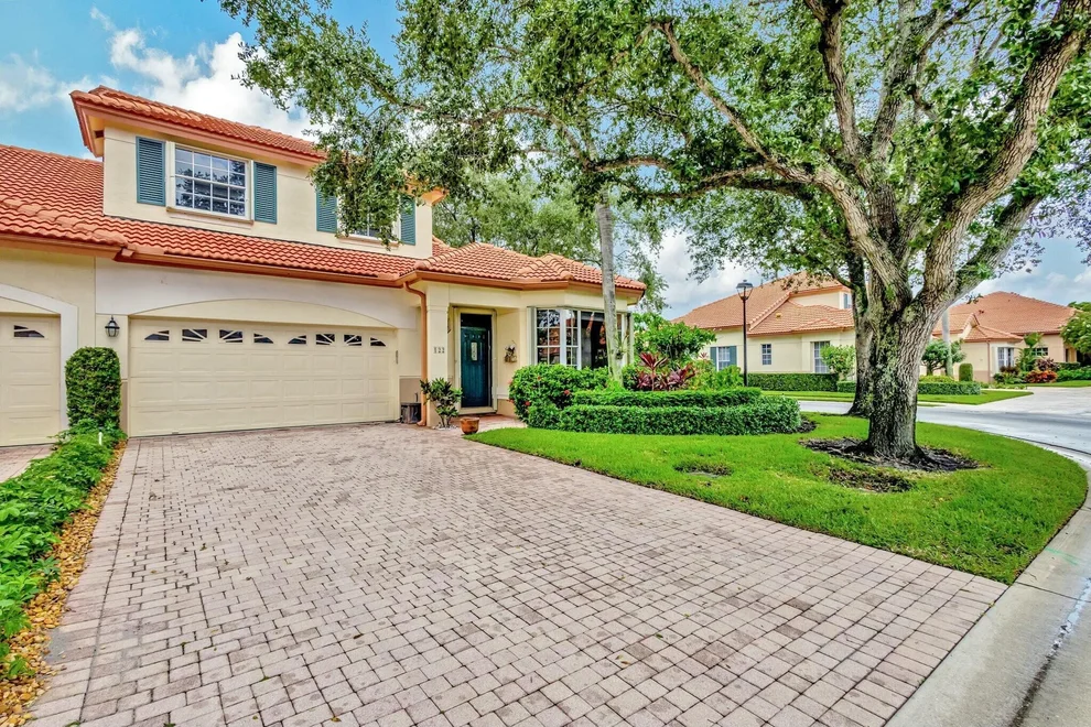 Unit for sale at 122 Spyglass Way, Palm Beach Gardens, FL 33418