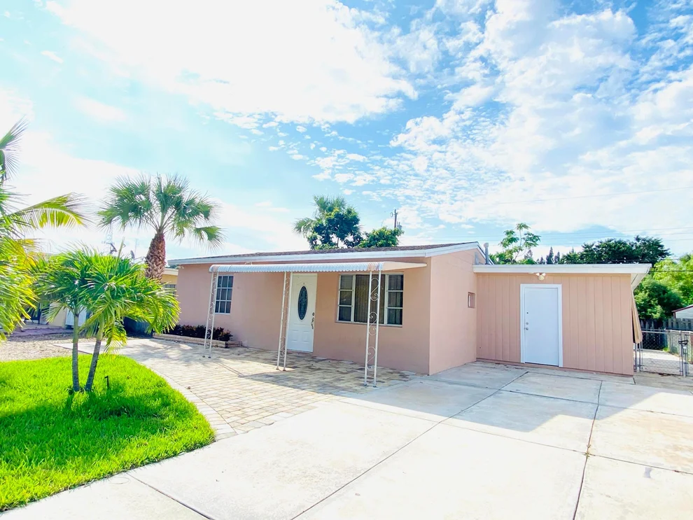 Unit for sale at 2921 Giuliano Avenue, Lake Worth, FL 33461