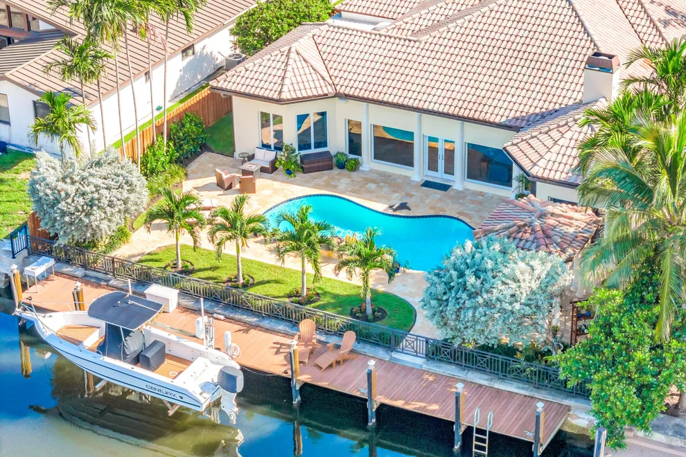 Unit for sale at 2507 Barcelona Drive, Fort Lauderdale, FL 33301
