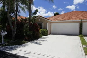 Unit for sale at 8196 Via Di Veneto, Boca Raton, FL 33496