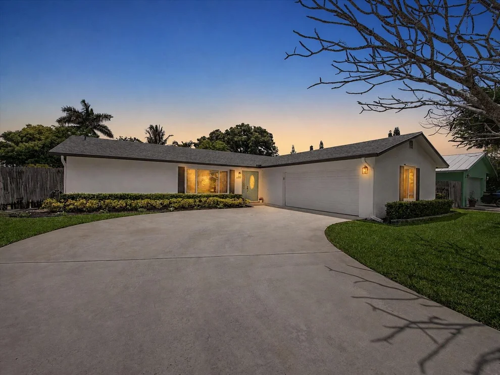 Unit for sale at 126 Chapel Lane, Tequesta, FL 33469
