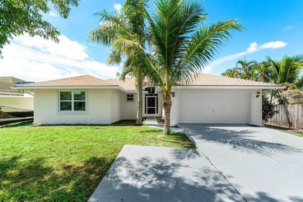 Unit for sale at 7600 Cocoanut Drive, Lake Worth, FL 33467