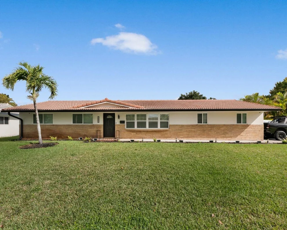 Unit for sale at 7601 NW 41st Street, Coral Springs, FL 33065