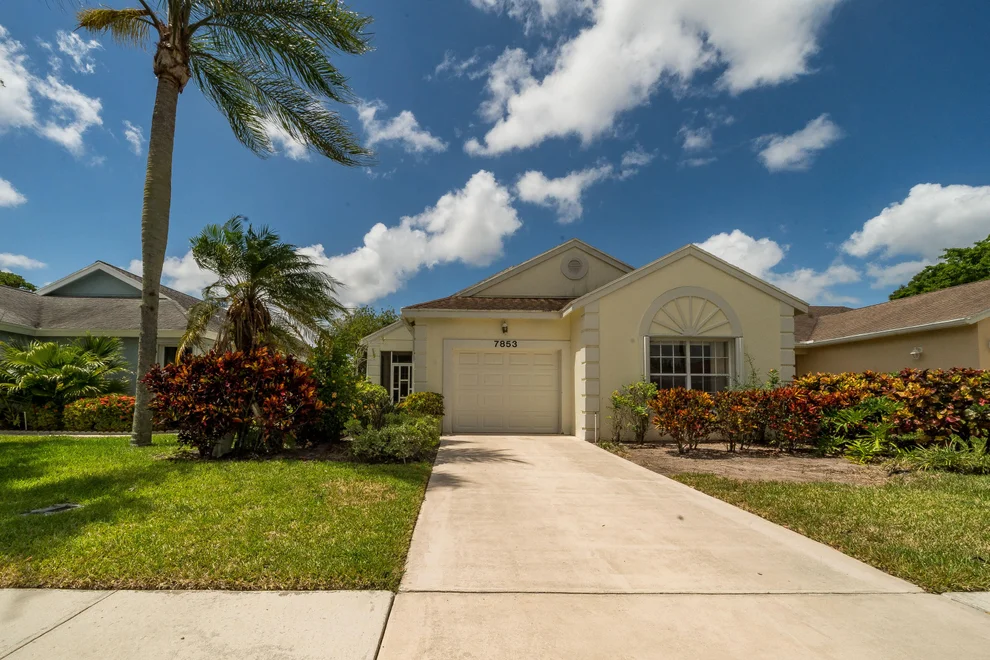 Unit for sale at 7853 Mansfield Hollow Road, Delray Beach, FL 33446