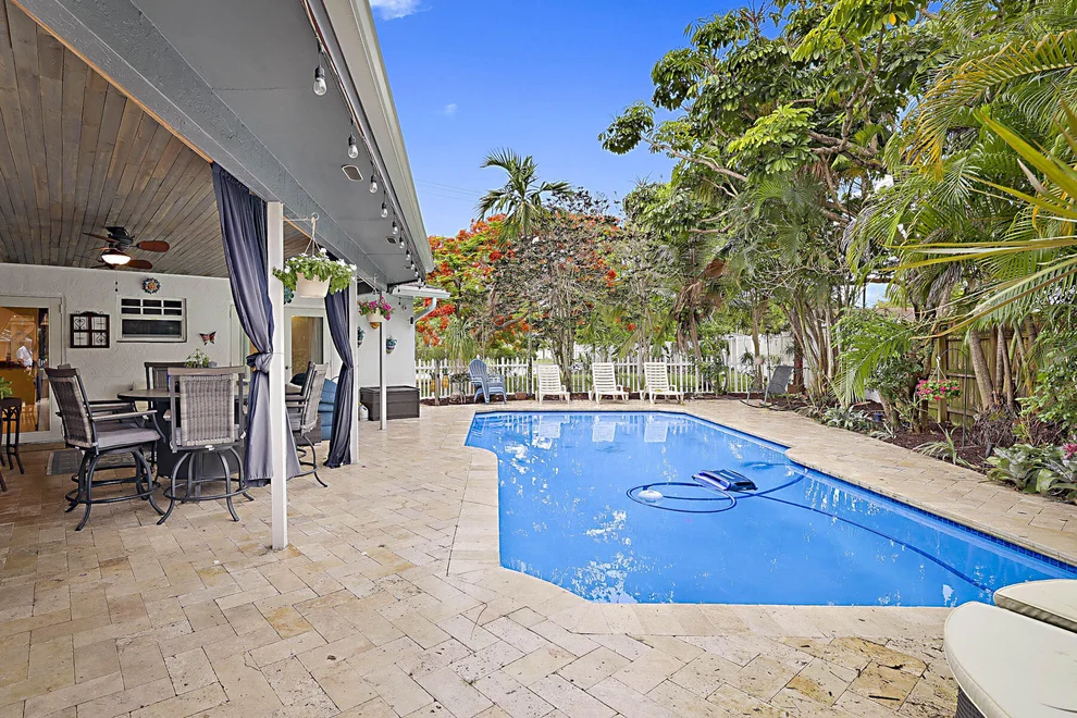 Unit for sale at 7920 NW 9th Street, Margate, FL 33063