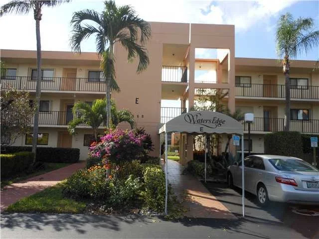 Unit for sale at 5550 Witney Drive, Delray Beach, FL 33484