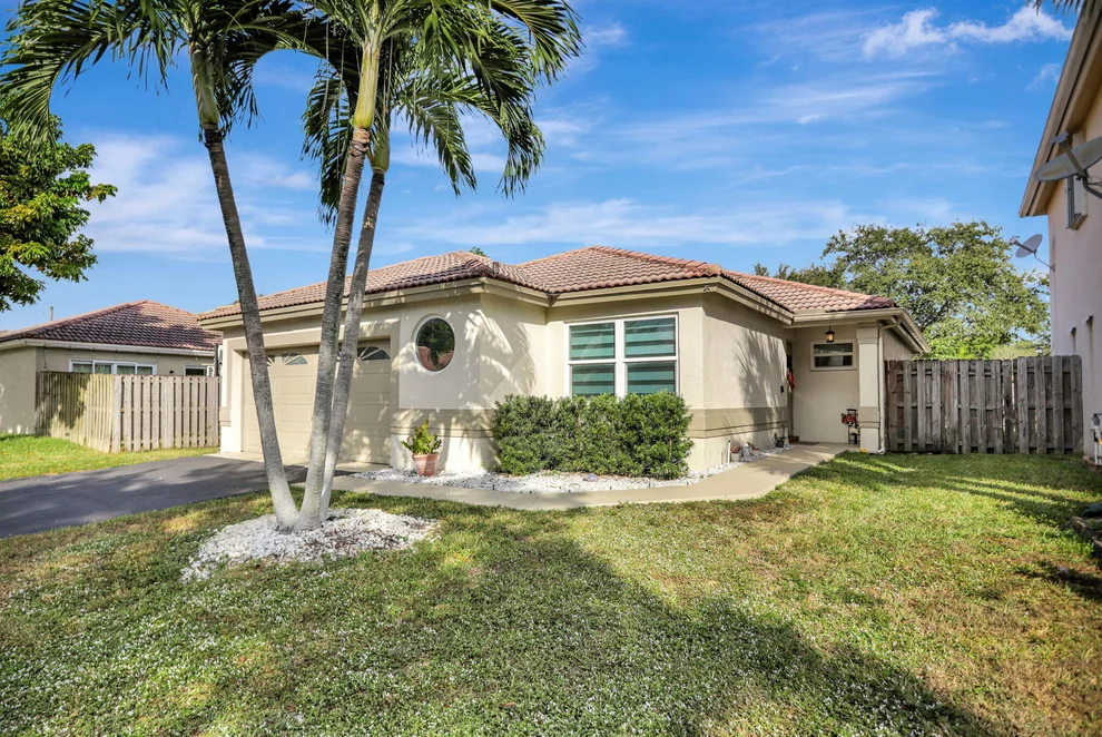 Unit for sale at 7935 NW 24th Street, Margate, FL 33063