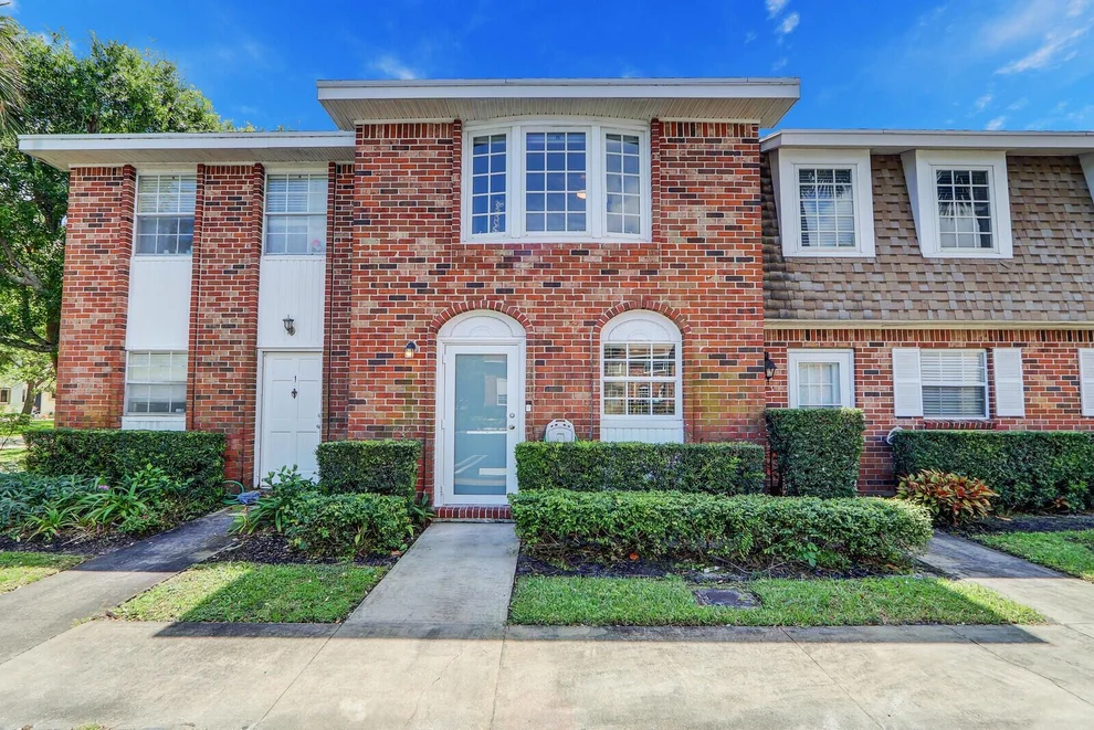 Unit for sale at 413 N Cypress Drive, Tequesta, FL 33469