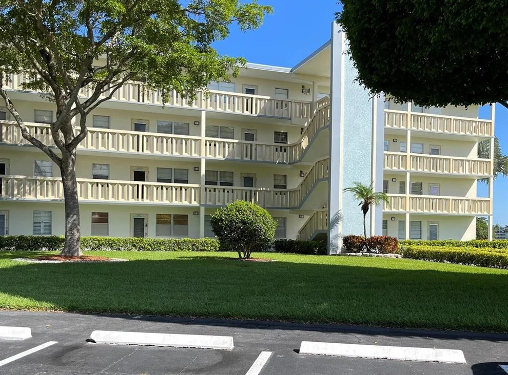 Unit for sale at 4052 Ainslie D, Boca Raton, FL 33434