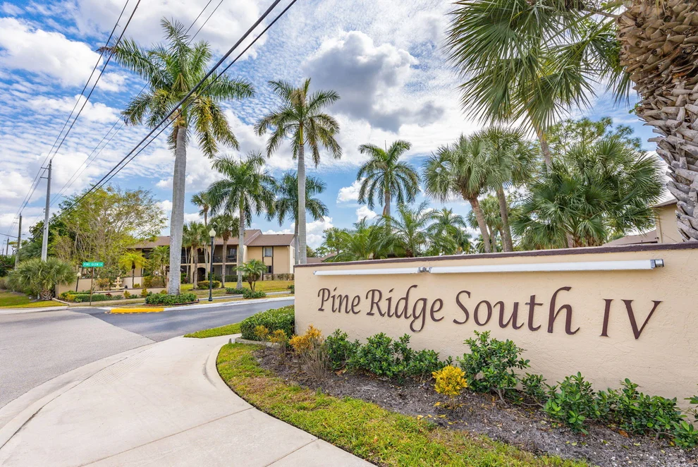 Unit for sale at 421 Pine Glen Lane, Greenacres, FL 33463
