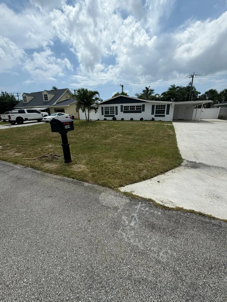 Unit for sale at 364 Garden Boulevard, Palm Beach Gardens, FL 33410