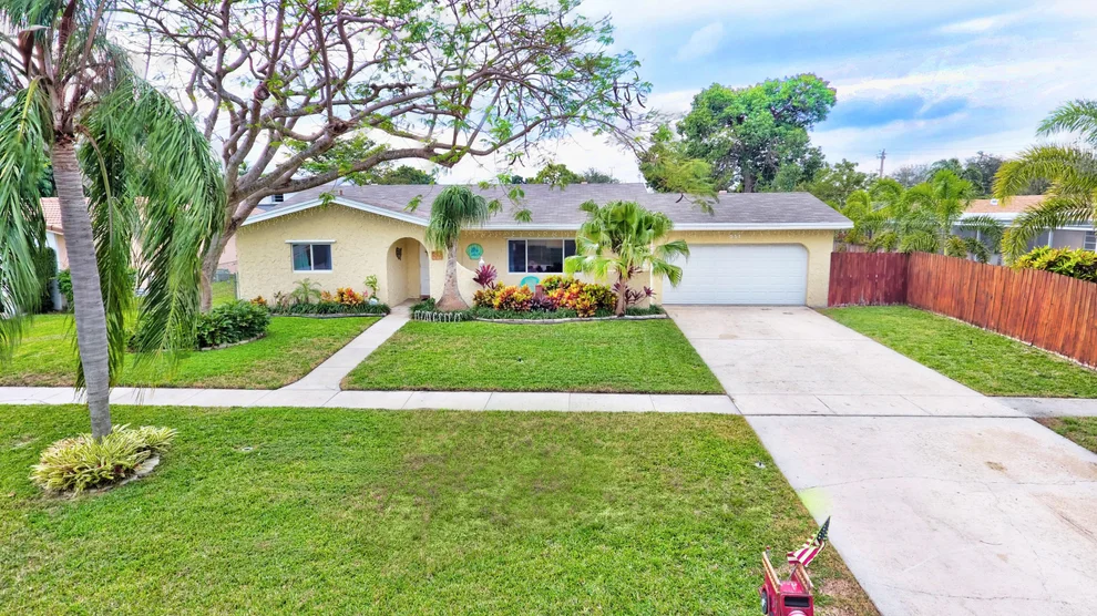 Unit for sale at 551 NW 41st Avenue, Coconut Creek, FL 33066